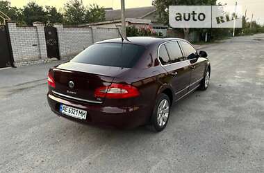 Ліфтбек Skoda Superb 2008 в Дніпрі