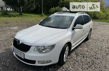 Универсал Skoda Superb 2011 в Виннице