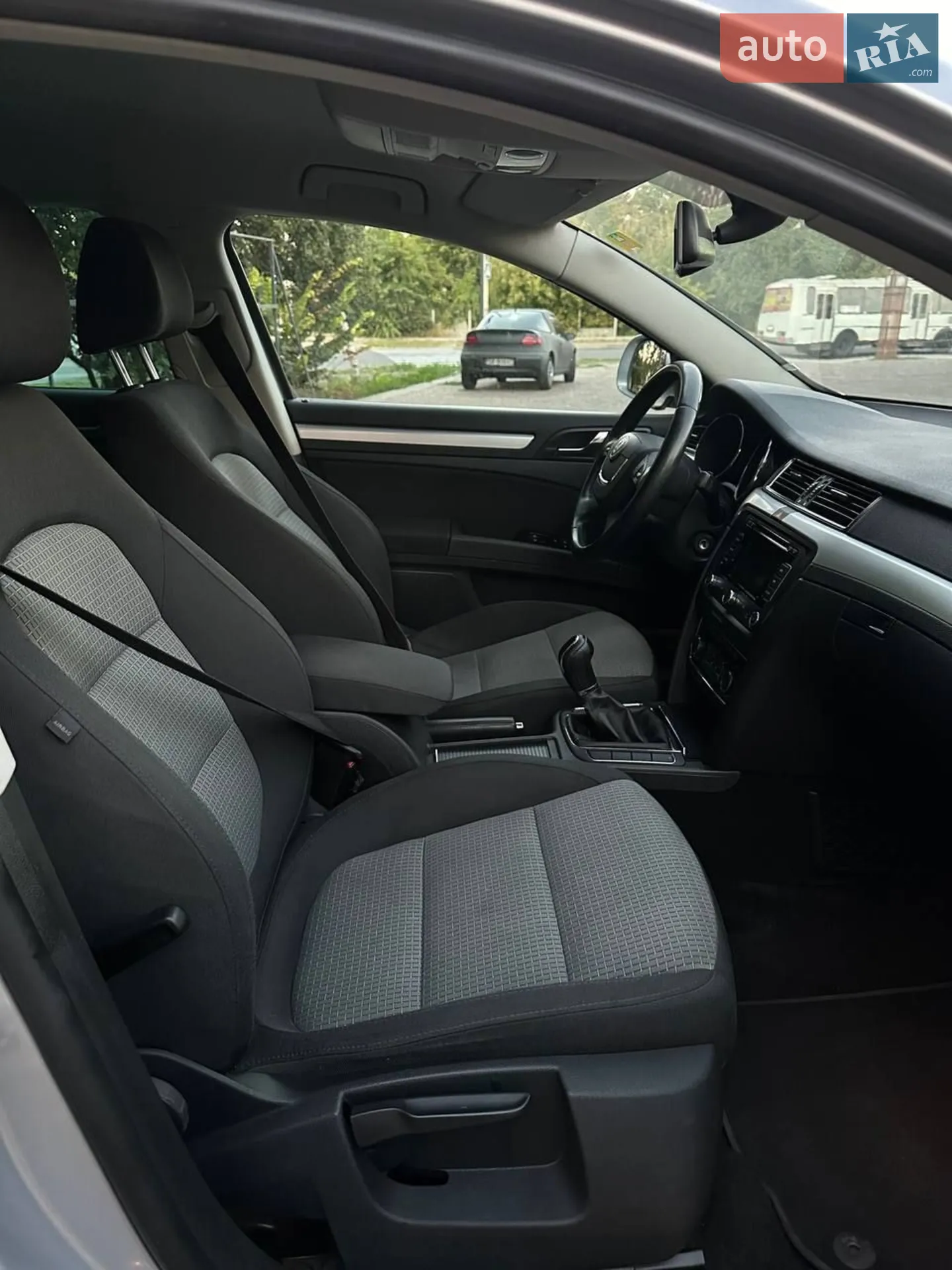 2012 Skoda Superb - мініатюра 12