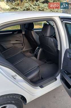 Лифтбек Skoda Superb 2011 в 