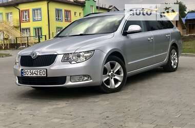 Универсал Skoda Superb 2013 в Тернополе