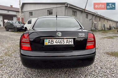 Лифтбек Skoda Superb 2006 в 