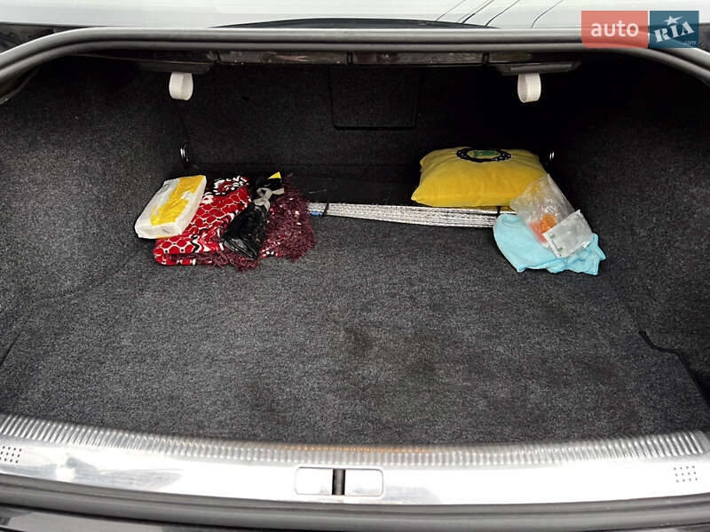 Лифтбек Skoda Superb 2006 в Виннице