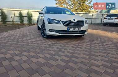 Универсал Skoda Superb 2019 в 