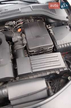 Лифтбек Skoda Superb 2011 в 