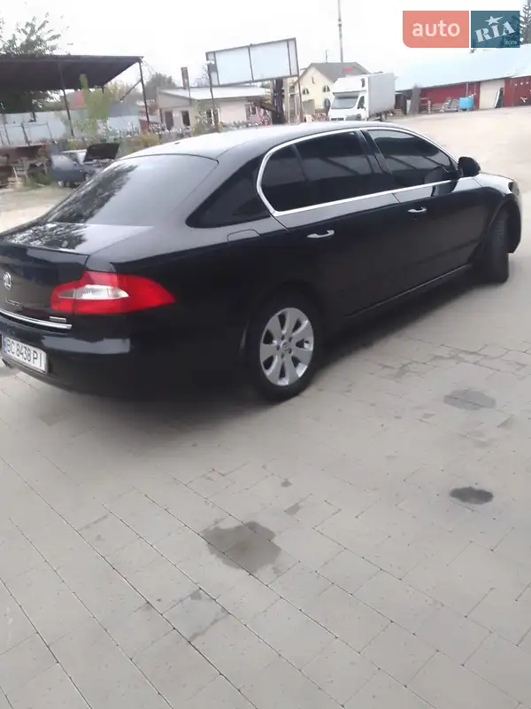Skoda Superb 2011 VIN TMBAJ73T3C9036183 фото оголошення 4 з 50