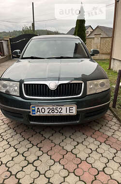 Лифтбек Skoda Superb 2006 в Виноградове