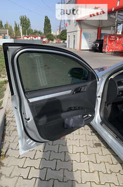 Лифтбек Skoda Superb 2015 в 