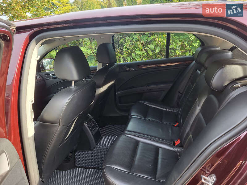 Лифтбек Skoda Superb 2012 в Ровно