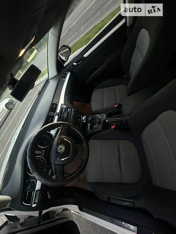 Лифтбек Skoda Superb 2009 в Луцке фото 10 Лифтбек Skoda Superb 2009 в Луцке