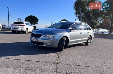 Универсал Skoda Superb 2010 в 