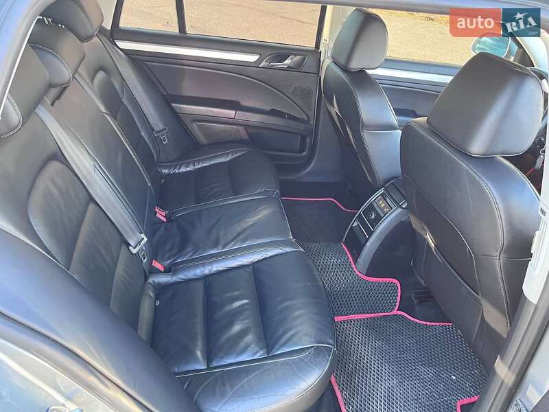 Універсал Skoda Superb 2010 в Черкасах