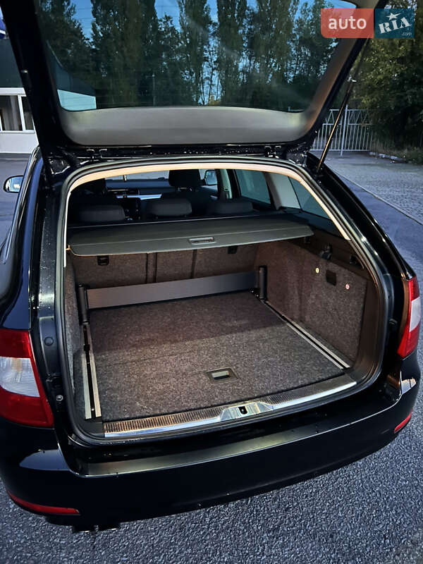 Универсал Skoda Superb 2012 в Житомире фото 7 Универсал Skoda Superb 2012 в Житомире