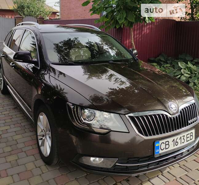 Універсал Skoda Superb 2014 в Ніжині