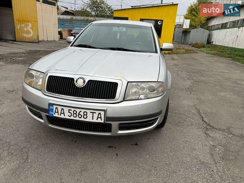 Лифтбек Skoda Superb 2006 в Фастове