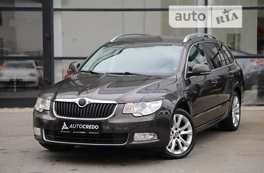 Універсал Skoda Superb 2011 в Харкові