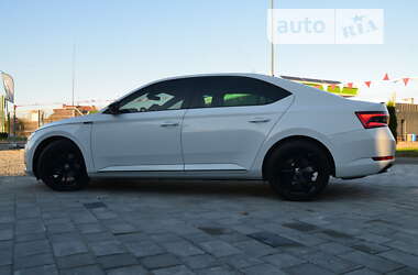 Лифтбек Skoda Superb 2021 в Дрогобыче