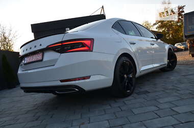 Лифтбек Skoda Superb 2021 в Дрогобыче