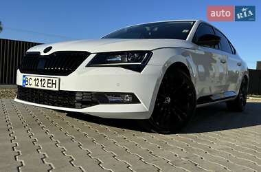 Лифтбек Skoda Superb 2015 в Стрые