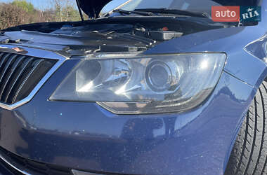 Лифтбек Skoda Superb 2014 в 