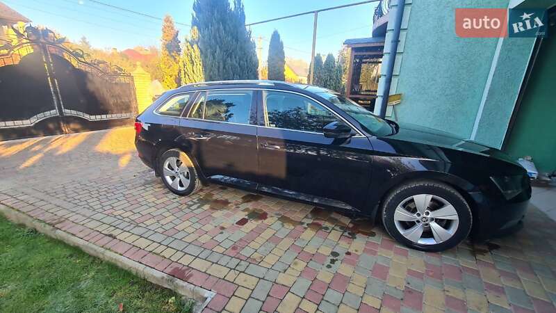 Універсал Skoda Superb 2017 в Чернівцях