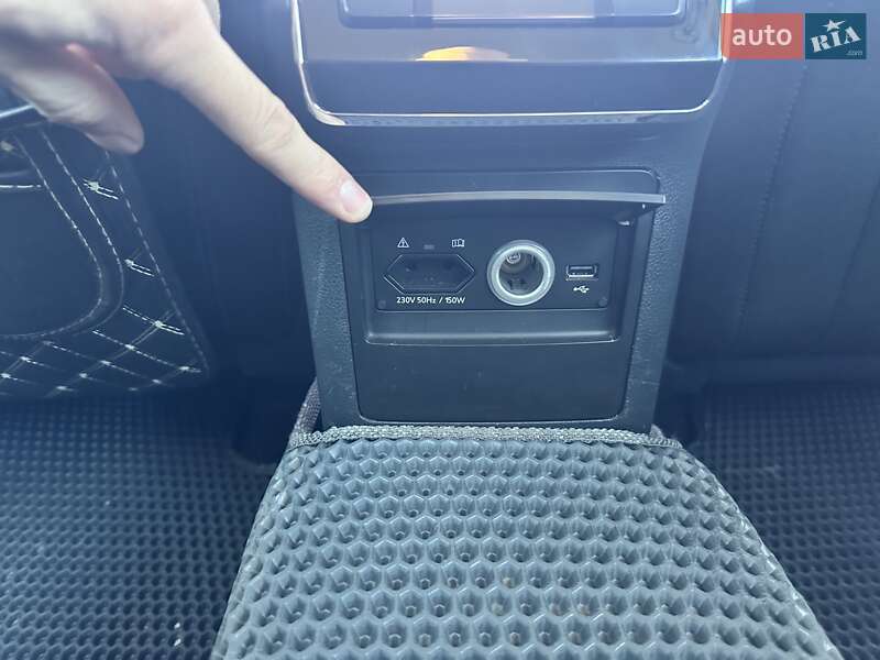 Универсал Skoda Superb 2017 в Ирпене