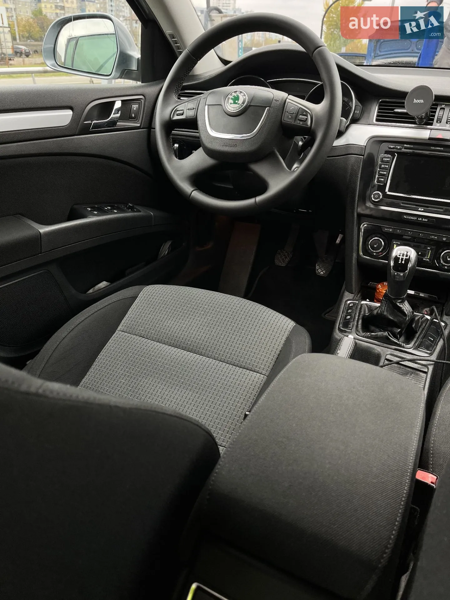 2011 Skoda Superb - мініатюра 18