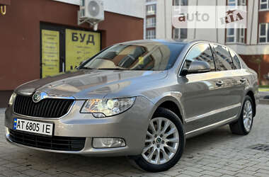 Лифтбек Skoda Superb 2011 в Ивано-Франковске