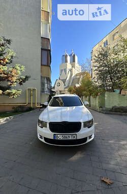 Универсал Skoda Superb 2011 в Львове