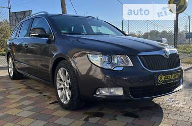 Универсал Skoda Superb 2011 в Стрые