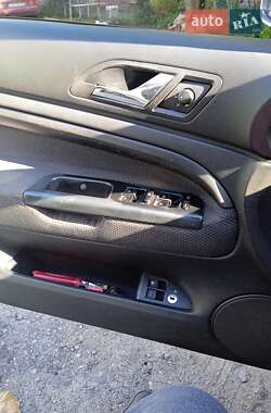 Лифтбек Skoda Superb 2004 в 