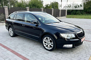 skoda superb 2010 в Хмельницький від професійного продавця Олександр