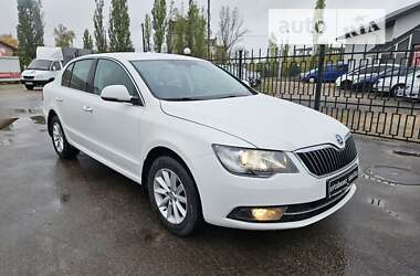 Лифтбек Skoda Superb 2014 в Шостке