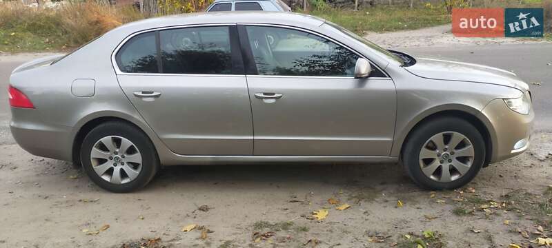 Ліфтбек Skoda Superb 2012 в Черкасах фото 5 Ліфтбек Skoda Superb 2012 в Черкасах