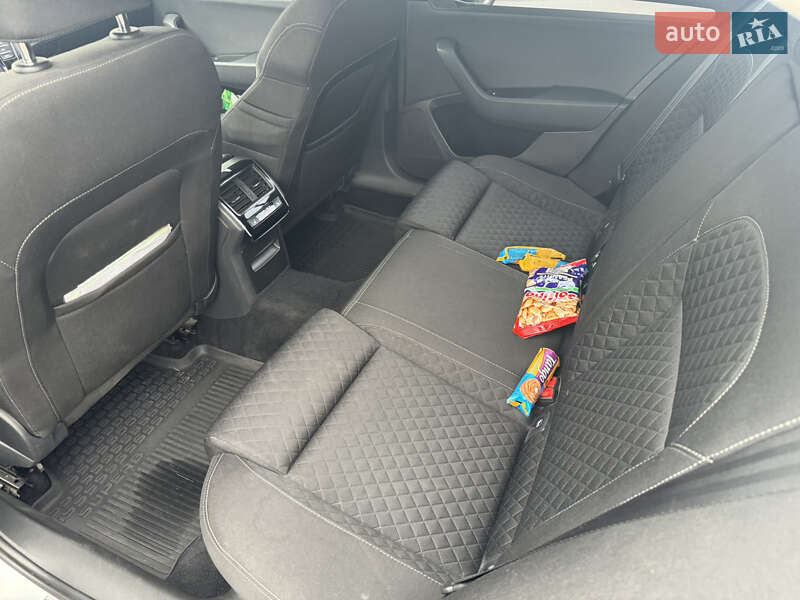 Лифтбек Skoda Superb 2017 в Хусте