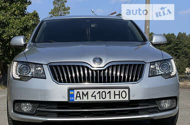 Универсал Skoda Superb 2014 в Малине