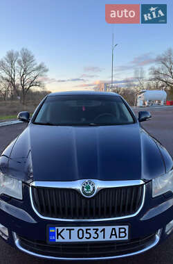 Лифтбек Skoda Superb 2009 в Коломые