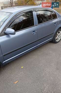 Лифтбек Skoda Superb 2006 в 