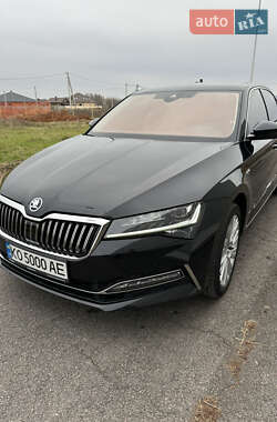 Лифтбек Skoda Superb 2022 в Хусте