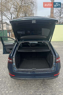 Универсал Skoda Superb 2019 в 