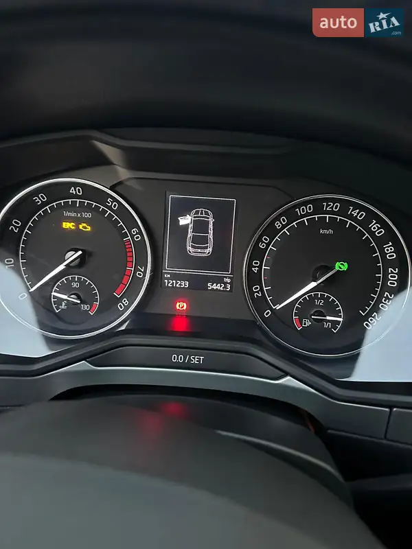 Skoda Superb 2018 VIN TMBAL4NP7JB300388 фото оголошення 12 з 43