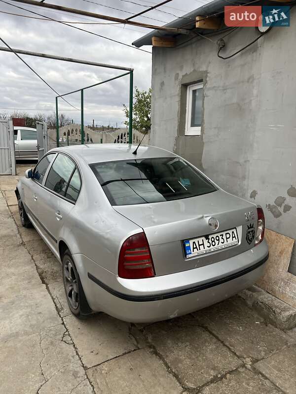 Ліфтбек Skoda Superb 2005 в Вітовському районі