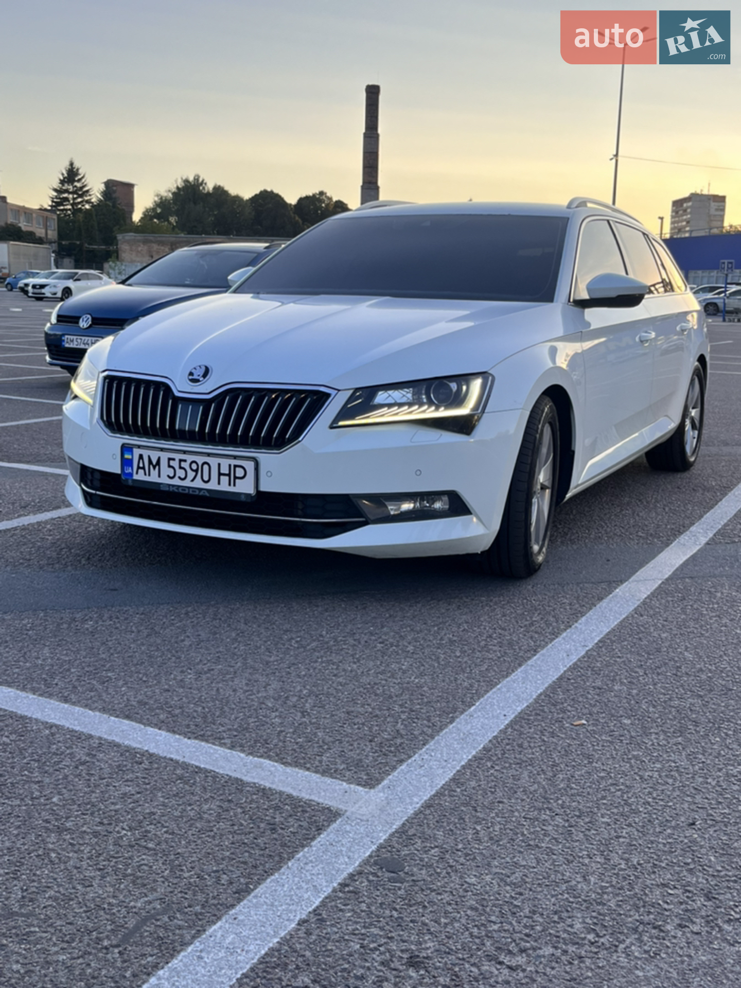 2016 Skoda Superb - мініатюра 3