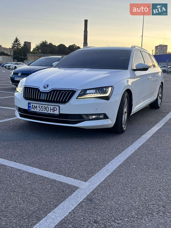 Универсал Skoda Superb 2016 в Житомире