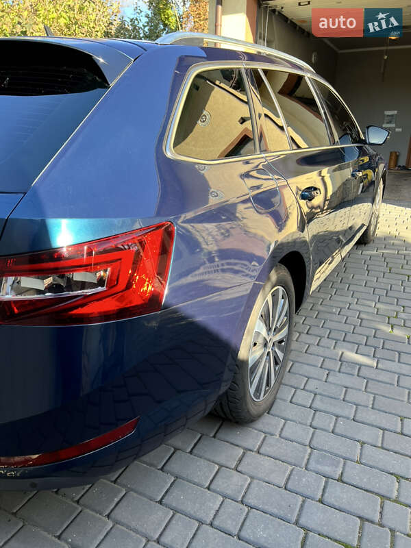 Універсал Skoda Superb 2017 в Володимирі