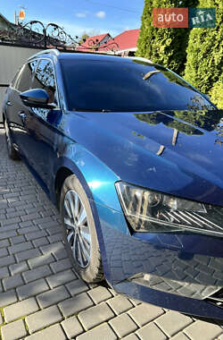 Универсал Skoda Superb 2017 в 