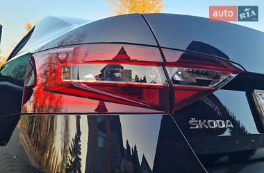 Ліфтбек Skoda Superb 2018 в 