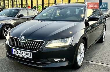 Универсал Skoda Superb 2019 в Ровно