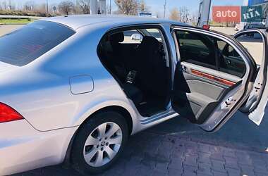 Лифтбек Skoda Superb 2011 в 