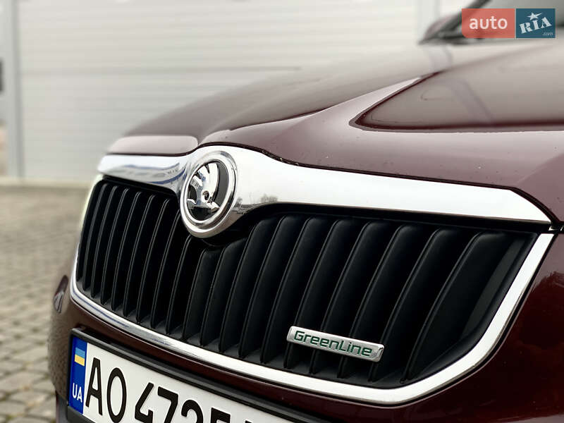 Лифтбек Skoda Superb 2012 в Мукачево